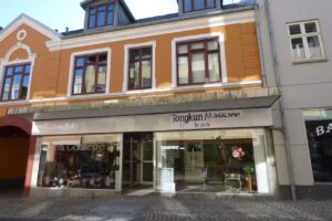 Cozy Massage & Wellness