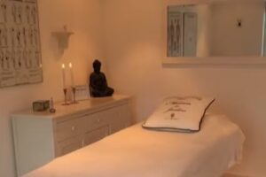 Helle Steen &ndash; Zoneterapi & Yoga