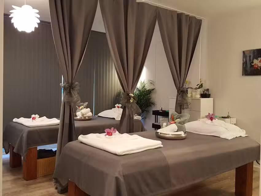R&oslash;nne Wellness Thai massage